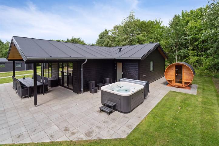 Ferienhaus für 10 Personen, mit Whirlpool und Terrasse sowie Pool und Sauna in Arrild - 2