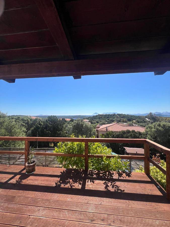 Ferienwohnung für 5 Personen, mit Balkon und Terrasse sowie Garten und Ausblick