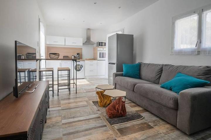 Location de vacances pour 4 personnes, avec jardin et vue à Le Revest-les-Eaux - 4