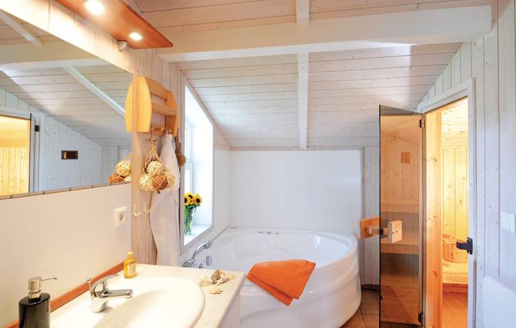 Strandnahe Unterkunft: 86qm, TV, Parkplatz, Internet in Friedrichskoog-Spitze, Friedrichskoog