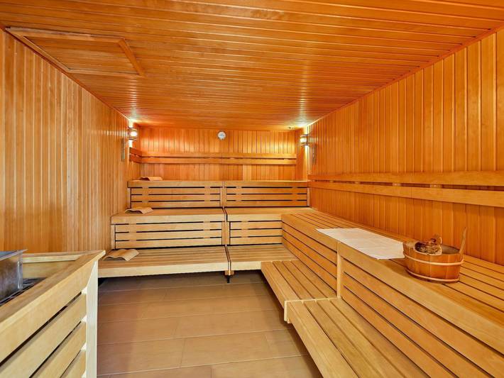 Ferienwohnung für 3 Personen, mit Balkon und Whirlpool sowie Pool und Sauna, mit Haustier in Baabe - 4