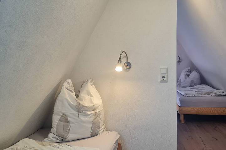 Ferienhaus für 7 Personen, mit Whirlpool und Garten, mit Haustier in Neuhaus am Rennweg - 2