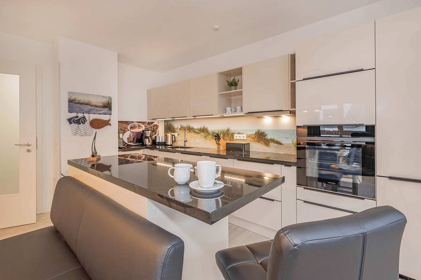 Ganze Wohnung, Modernes Strand-Appartement mit Balkon & 2 Bädern auf Usedom in Kölpinsee, Loddin