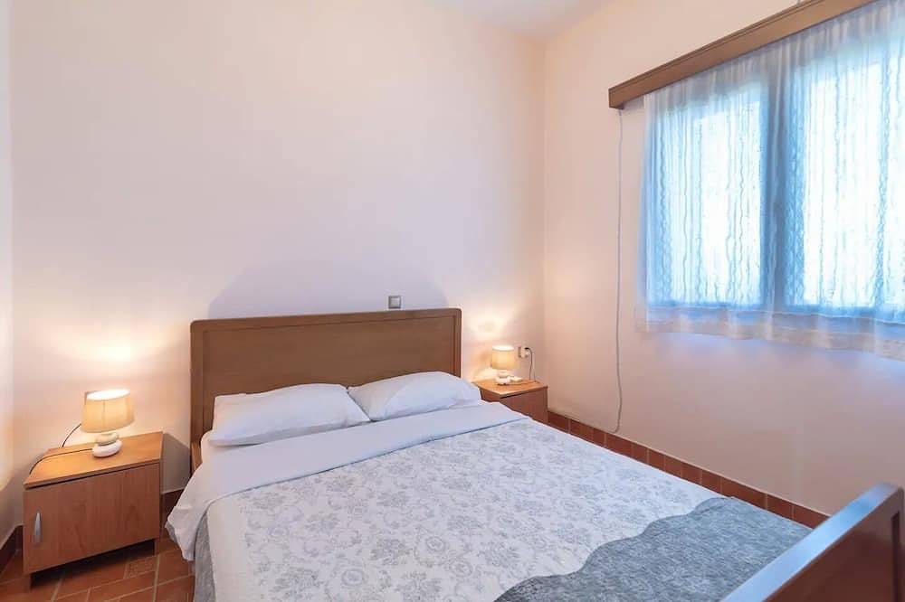 Olive Grove stonemade Residency mit Panoramablick. in Messenien