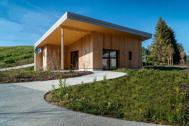 Chalet pour 6 personnes, avec Terrasse ainsi que Jardin et Vue