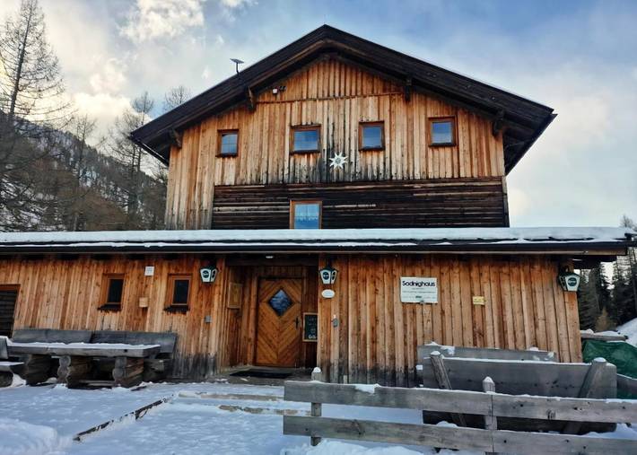 Hotel für 4 Personen, mit Terrasse und Garten sowie Sauna und Ausblick