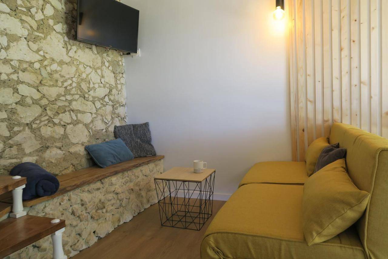 Appartement entier, One-Bedroom Apartment in Puymaurin, Haute-Garonne