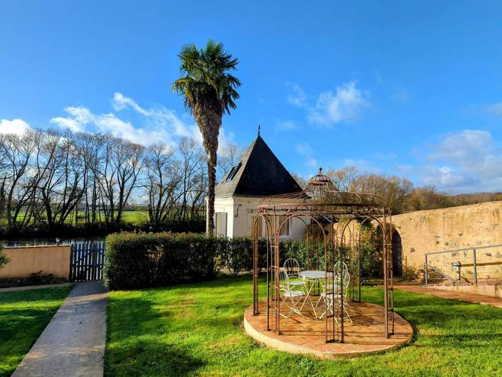 Location de vacances pour 2 personnes, avec jardin à Sablé-sur-Sarthe