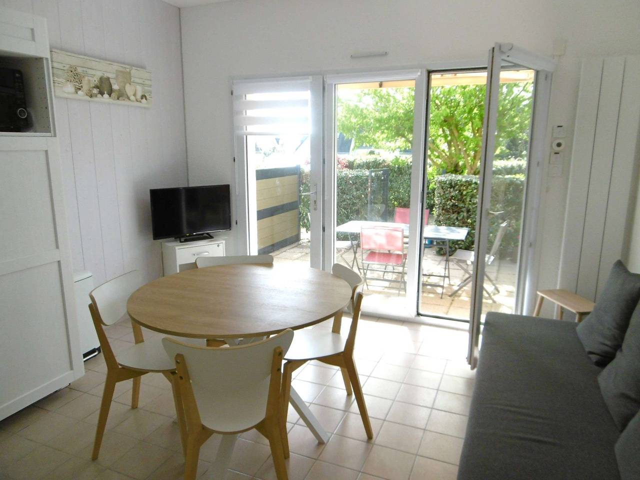 Apartamento entero, 4 person beachfront apartment in seaside resort in Pénerf, Damgan