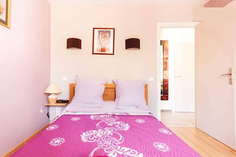 Appartement entier, Charmant 50m2 au calme 4 personnes Clim Wifi Parking  plage canet roussillon in Perpignan, Côte méditerranéenne (France)