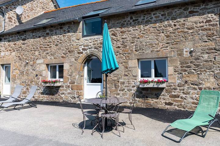 Ferienhaus für 6 Personen, mit Terrasse und Garten - 1