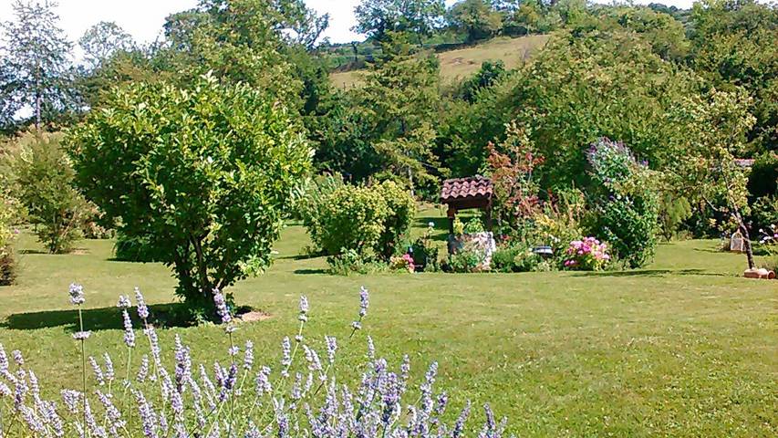 Gîte pour 4 personnes, avec Terrasse et Jardin dans l' Isère - 2