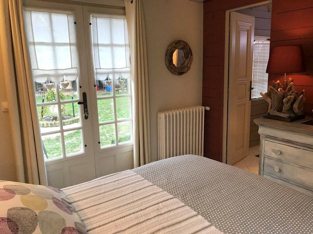La Tanière des Ours - Chambre loup in Chaumont-sur-Tharonne, Sologne