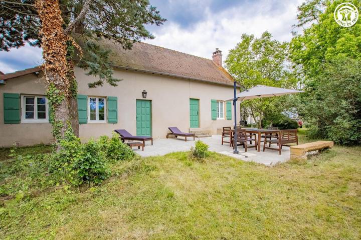 Gîte pour 6 personnes, avec jardin et terrasse