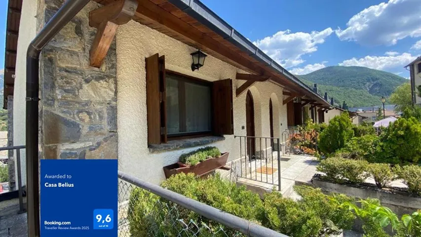Casa rural para 8 personas, con jardín además de vistas y piscina - 1