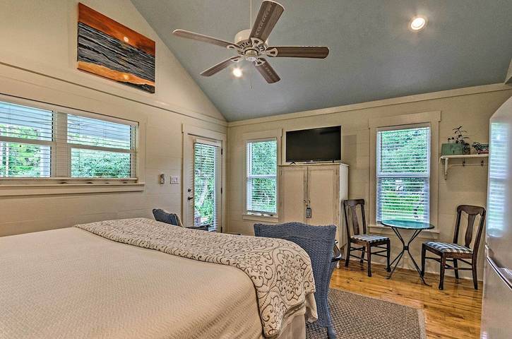 Vacation rental for 2 people, with balcony in Seagrove Beach
