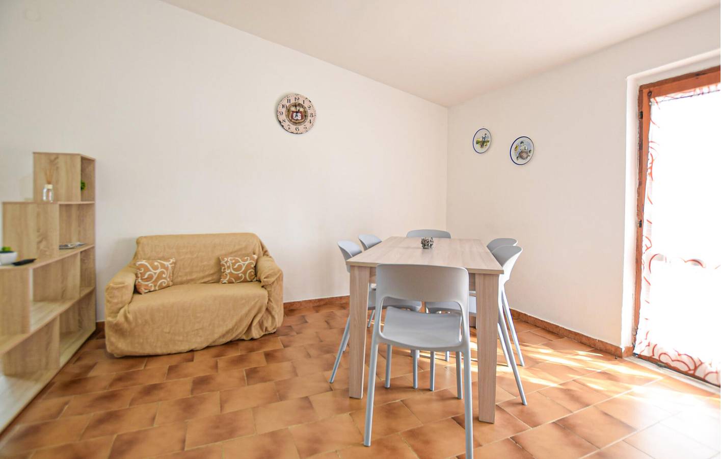 Ganze Ferienwohnung, Apartment mit Meerblick, Parkplatz und WLAN, 900 m vom Strand entfernt in Cilento Coast