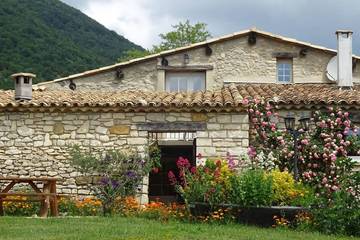 Gîte pour 4 personnes, avec jardin à La Rochegiron