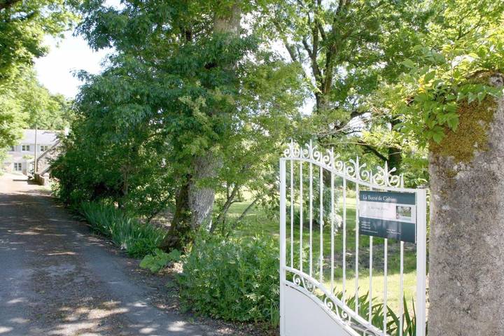 Chambre d’hôte pour 3 personnes, avec piscine ainsi que jardin et vue dans Maine-et-Loire - 2