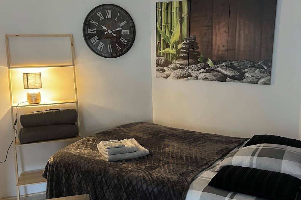 Entire apartment, Studio Cocooning et Confortable in Annonay, Tournon-sur-Rhône region