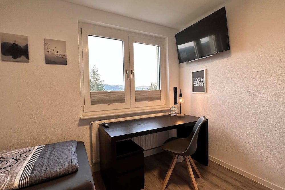 Ganze Wohnung, B&W Apartments - Dg Wohnung in Morschen, Schwalm-Eder-Kreis