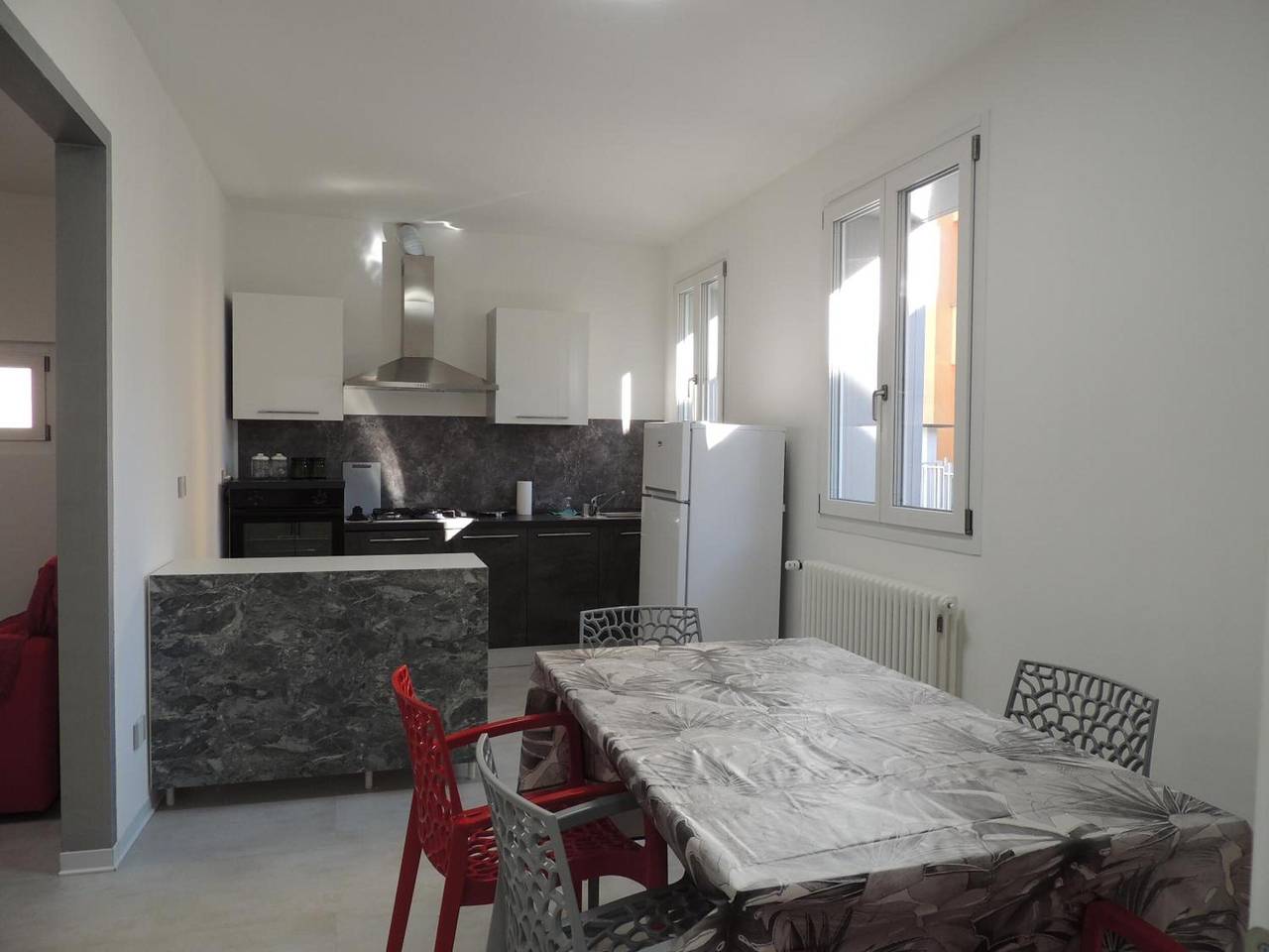 Appartement entier, Casa Cortina – Appartement de vacances à Domodossola centre avec parking et Wi-Fi in Domodossola, Comune di Domodossola