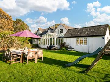 Ferienhaus für 8 Personen in Hordle, New Forest National Park, Bild 1