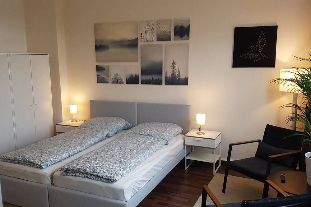 Entire apartment, Fully equipped apartment in the center of Erfurt incl. parking space in Altstadt (Erfurt), Erfurt