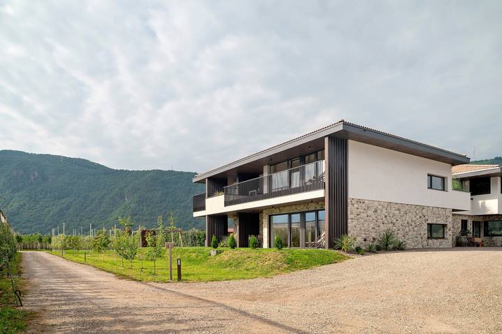 Estudio entero, Apartamento 'Grafferhof II' con vistas a la montaña, wifi y aire acondicionado in Oltrisarco-Aslago, Bolzano