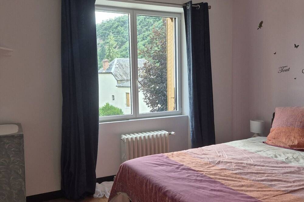 Gîte Sancy, comfort and relaxation in Auvergne in Saint-Nectaire, Volcans d'Auvergne Regional Nature Park