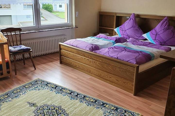 Ferienhaus für 6 Personen, mit Balkon und Garten in Berndorf - 2