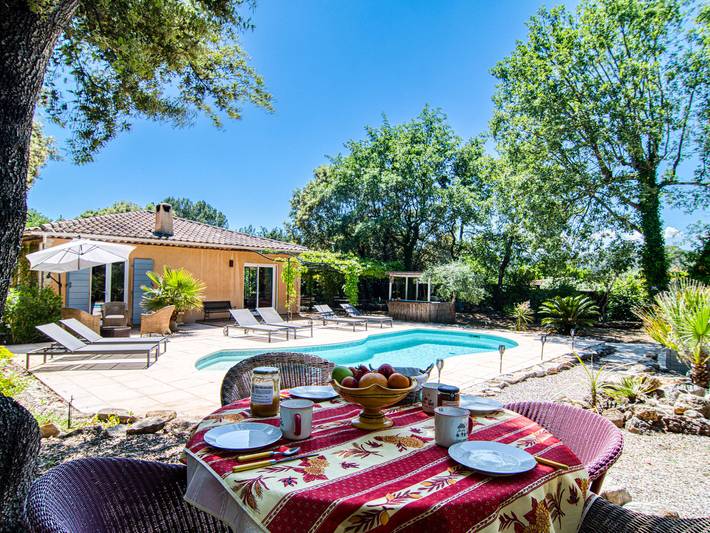 Location de vacances pour 8 personnes, avec jardin et terrasse à Le Thoronet - 3