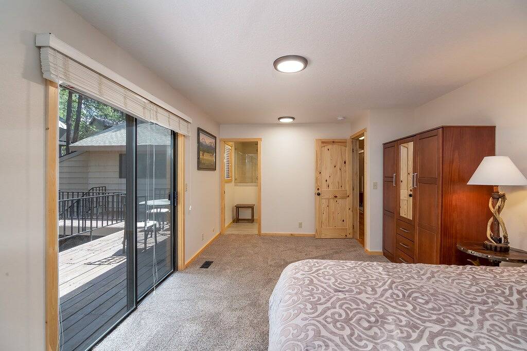 Vacation Home for 18 Guests in Sunriver, Oregon