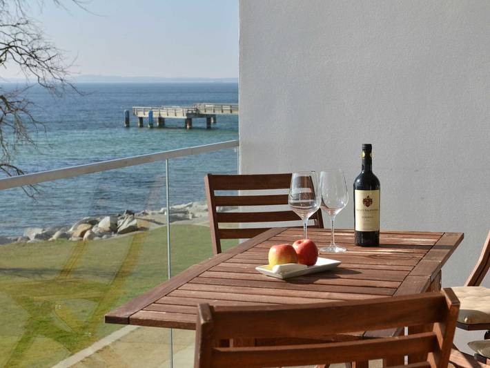 Ferienwohnung für 4 Personen, mit Balkon und Sauna sowie Ausblick in Sassnitz