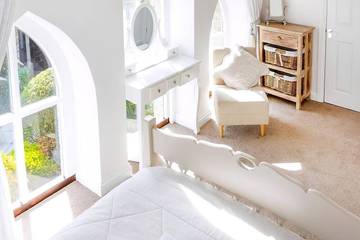 Log Cabin for 6 People in Padstow, Cornwall, Photo 2