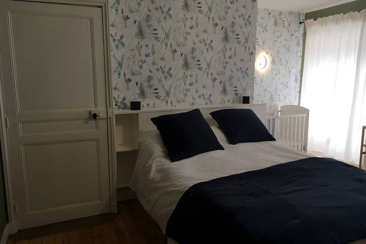 Location de vacances pour 7 personnes, avec jardin à Lison - 4