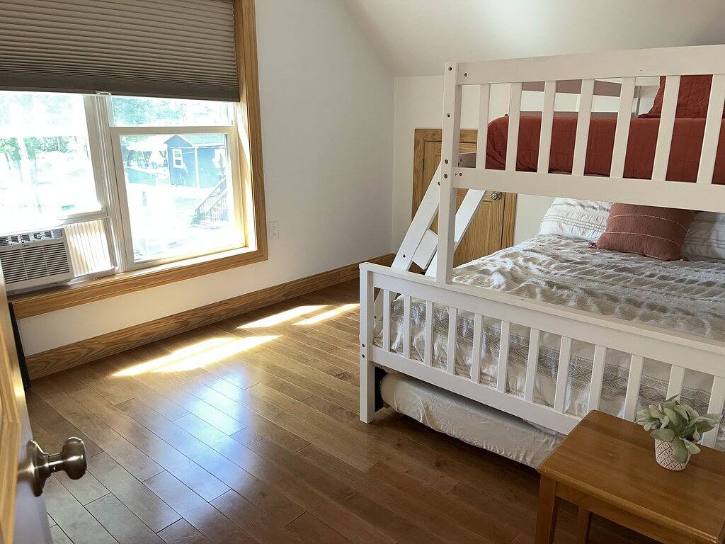 Gorgeous cottage on Silver Lake. Golfing, boating, hiking and more! in Wyoming County