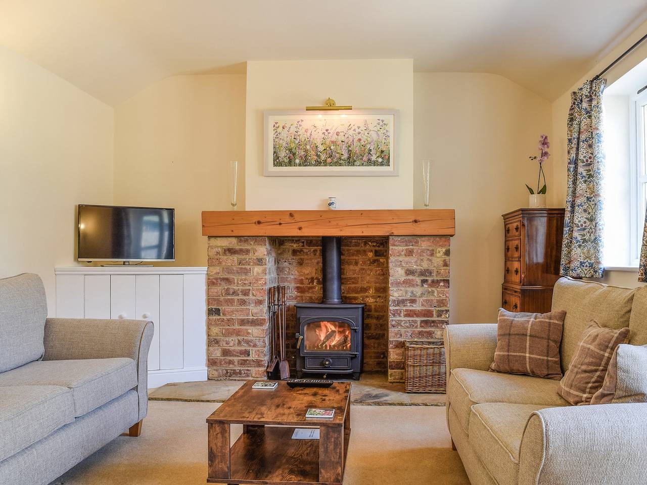 Wayside Cottage in Buckinghamshire