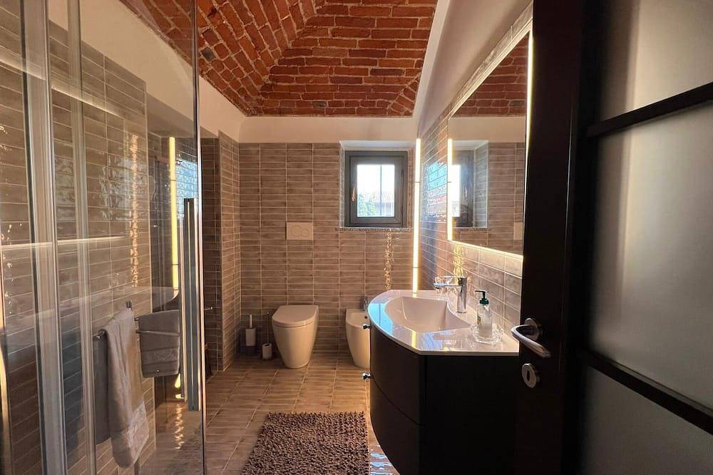 Apartamento entero, September Suite - Luxury apartment in the historic center of Novara in Novara, Provincia de Novara