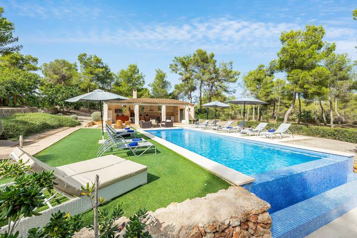 Villa 'Pins' mit Bergblick, Wi-Fi und Klimaanlage in Felanitx, Mallorca Süden