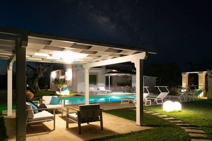 Ferienhaus für 4 Personen, mit Pool und Garten, mit Haustier