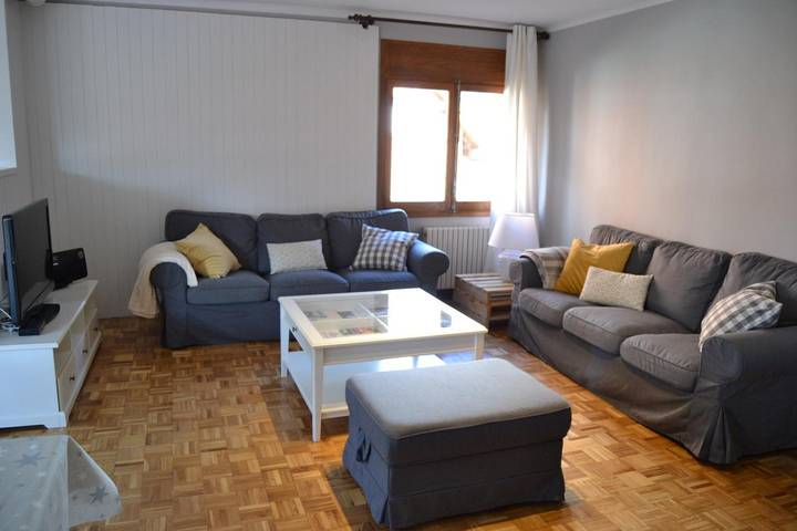 Ganze Ferienwohnung, Ferienwohnung für 8 Personen mit Balkon/Terrasse in Llívia, Parc naturel régional des Pyrénées catalanes