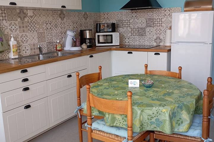 Location de vacances pour 5 personnes, avec terrasse à Aubigné-Racan