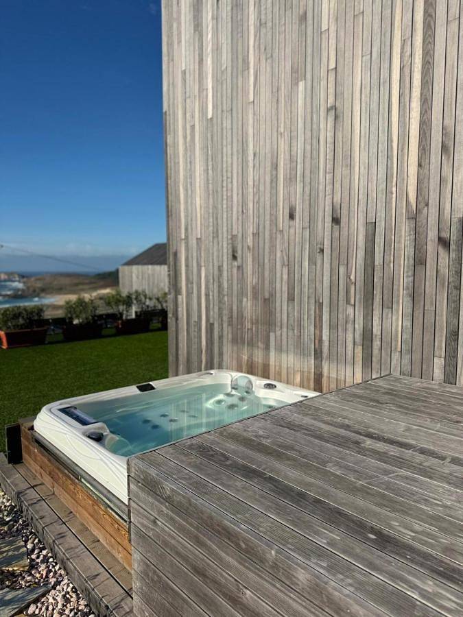 Apartahotel para 4 personas, con vistas además de jardín y piscina, Familias con niños en Galicia