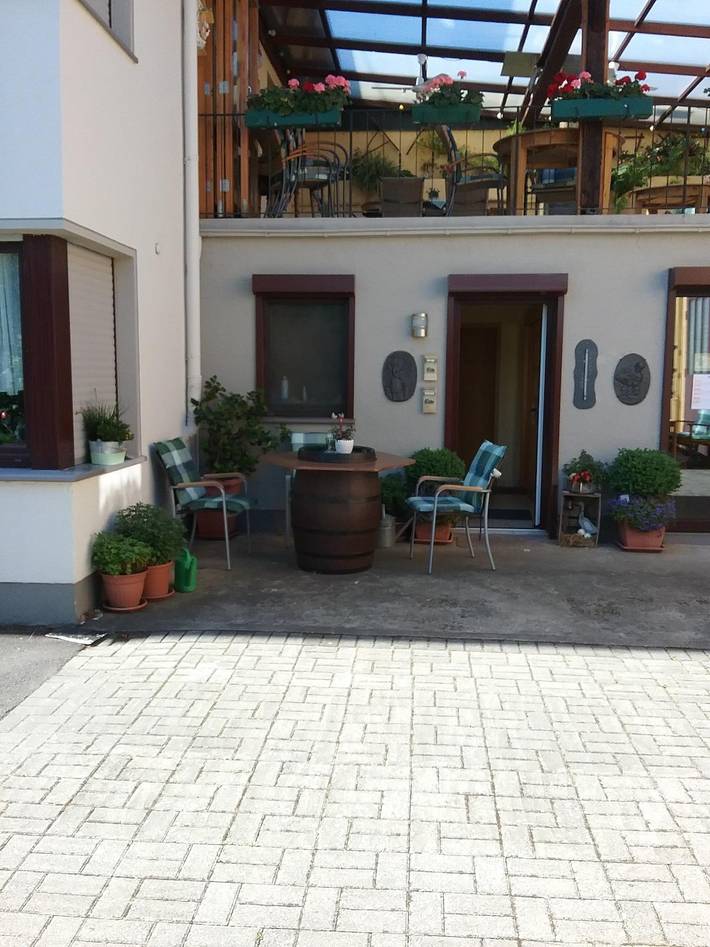 Pension für 2 Personen, mit Balkon und Garten in Schweich an der Römischen Weinstraße - 4
