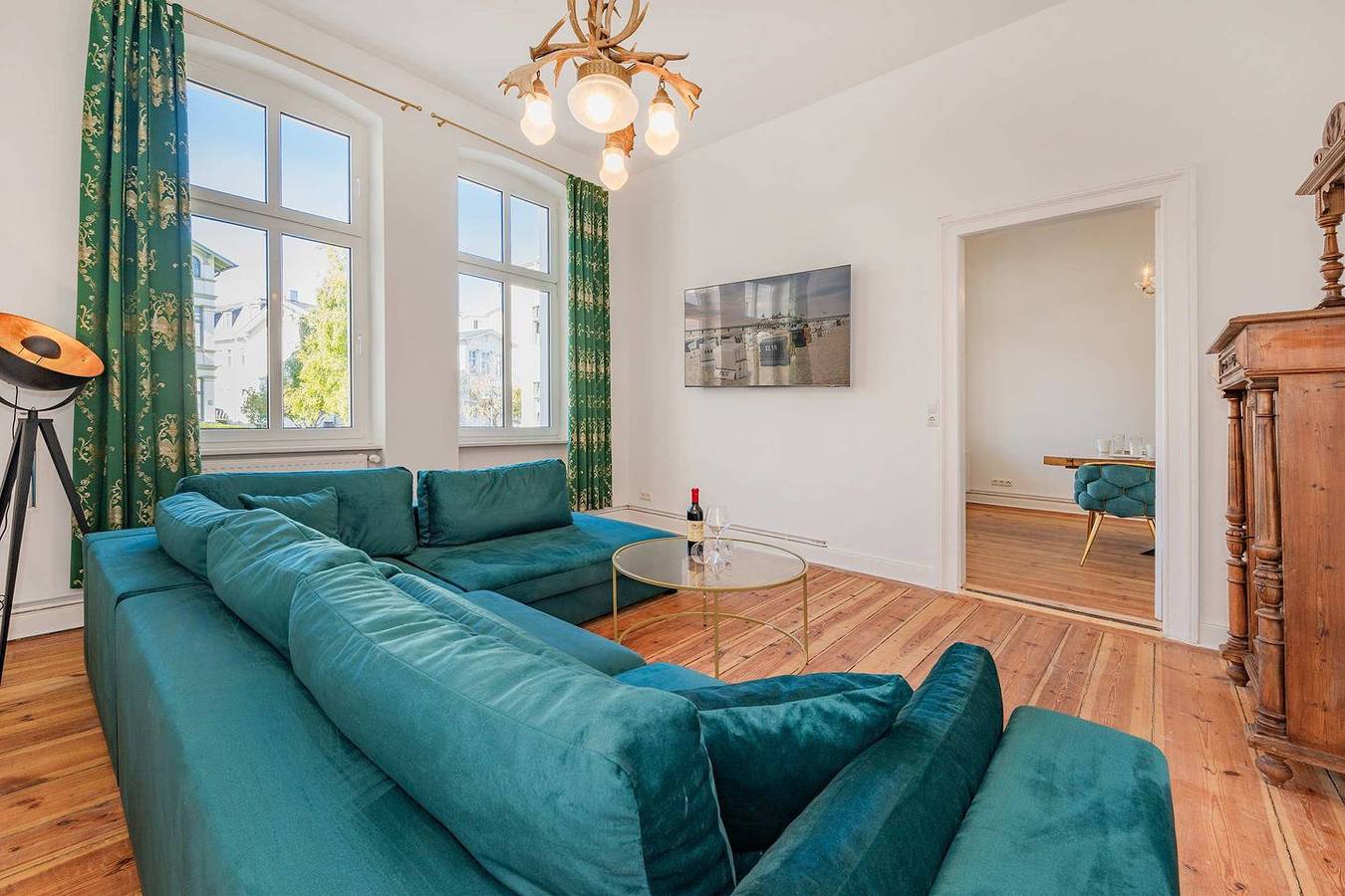 Cały apartament, Komfortables Apartment in der Villa Tanneck mit Balkon und Strandnähe in Ahlbeck in Drei Kaiserbäder, Heringsdorf