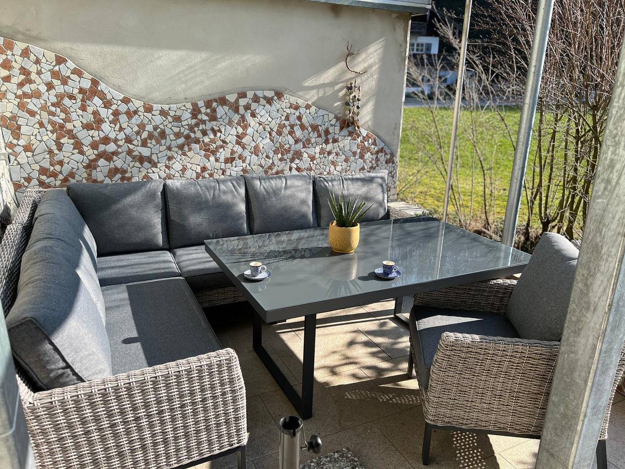 Ganze Ferienwohnung, Ferienwohnung Rössler - Ferienwohnung Rössler 76 qm mit überdachter Terrasse in Wendelstein, Brannenburg