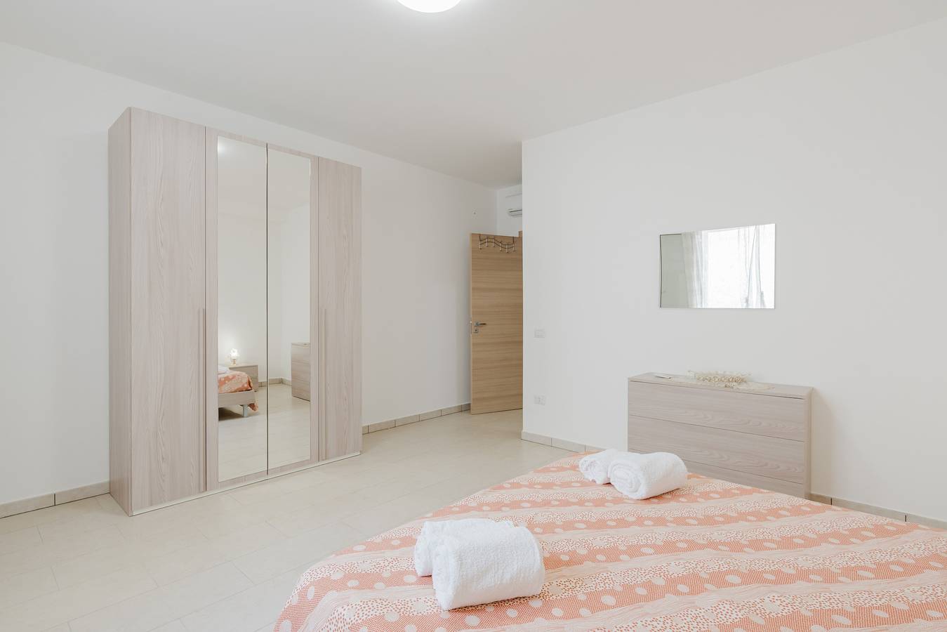 Entire apartment, Apartment 'Mea' with Sea View, Wi-Fi and Air Conditioning in Balestrate, Palermo Province