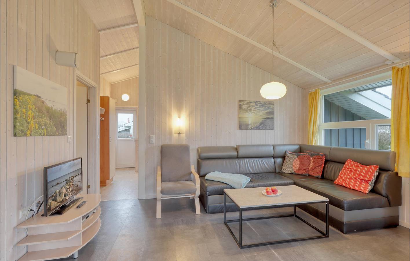 Charme am Strand: 86qm Wohnung mit TV, Parkplatz, Terrasse & WiFi in Schönhagen, Kappeln & Umgebung