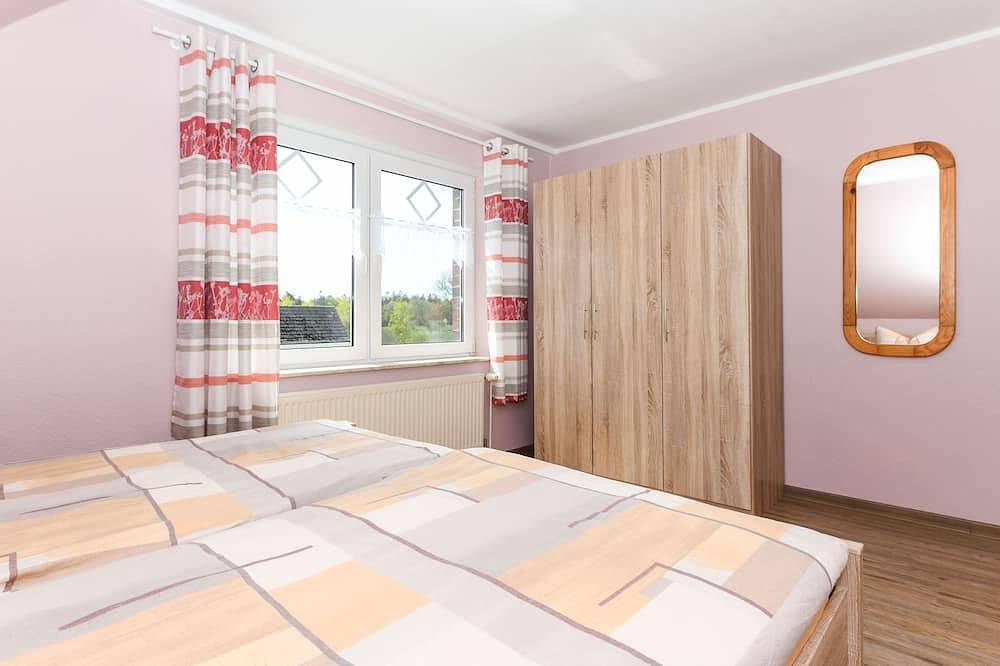 Ferienwohnung Waldblick - Ferienwohnungen auf dem Ferienhof Eschen in Moorweg in Moorweg, Nordseeküste